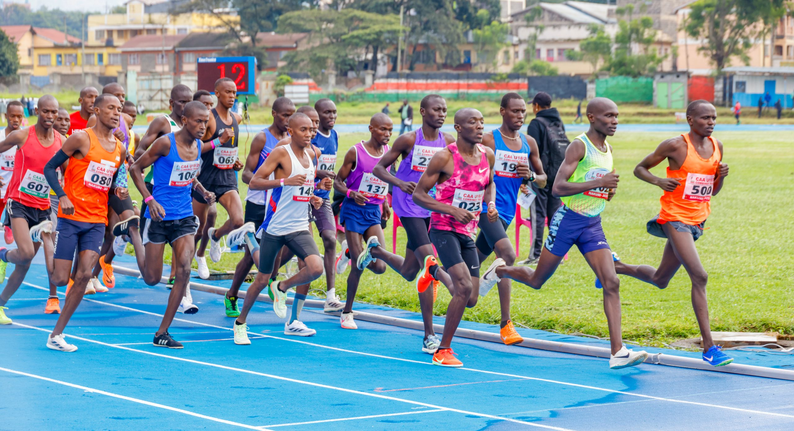 U20 athletes competing in the men's 5000m at Afraha stadium