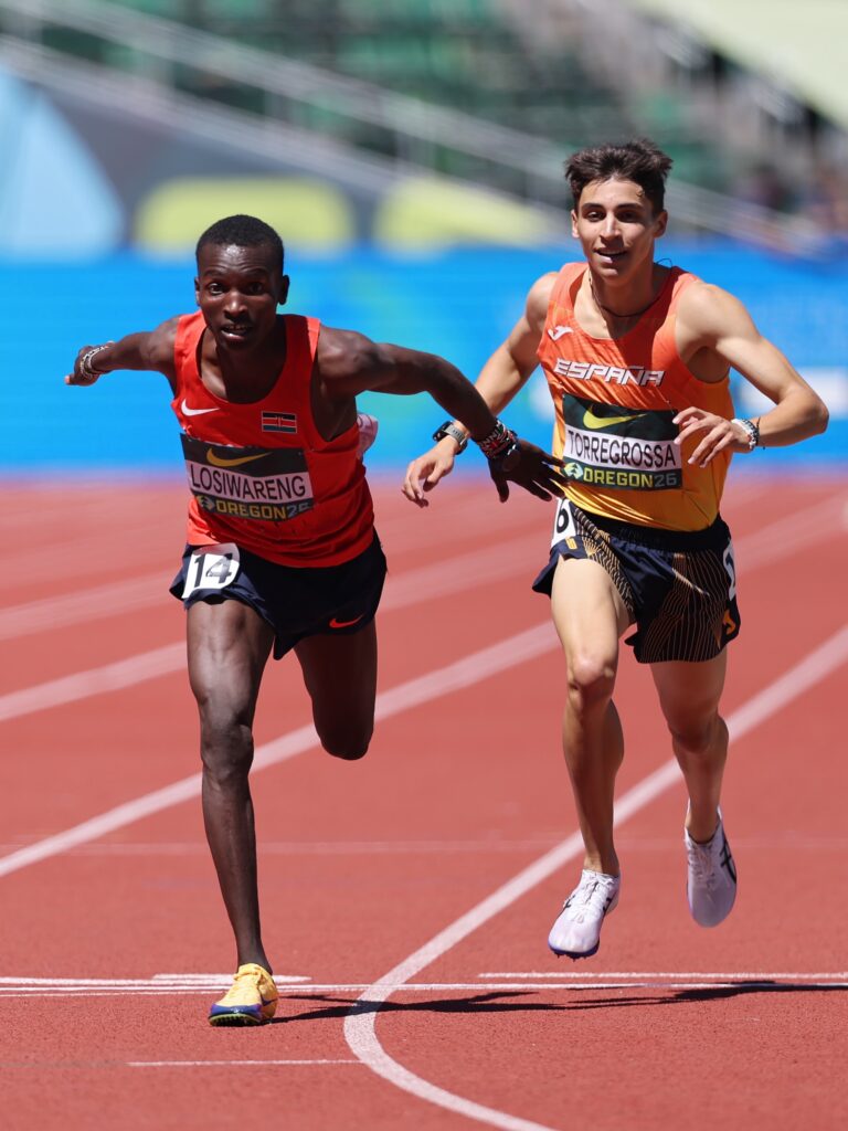 Nicholas Kitum Losiwareng makes a final push in the 3000m steeplechase final.